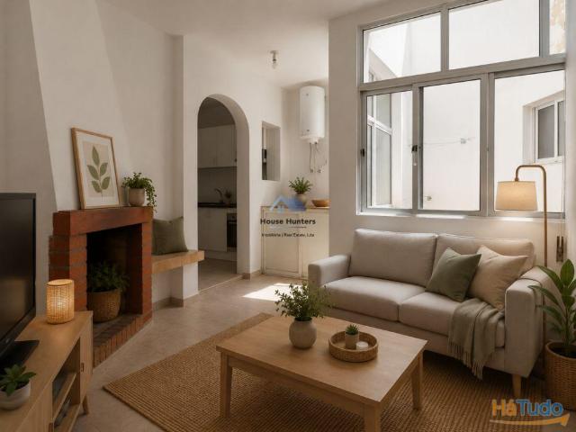 APARTAMENTO T2 + 1 | CENTRO LOULÉ | RENOVADO | COM PÁTEO | 26074085704