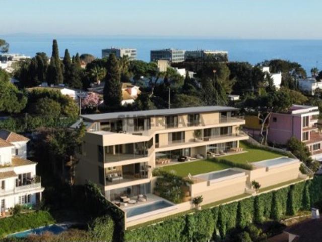 Apartamento T2 + 1 com piscina, Cascais