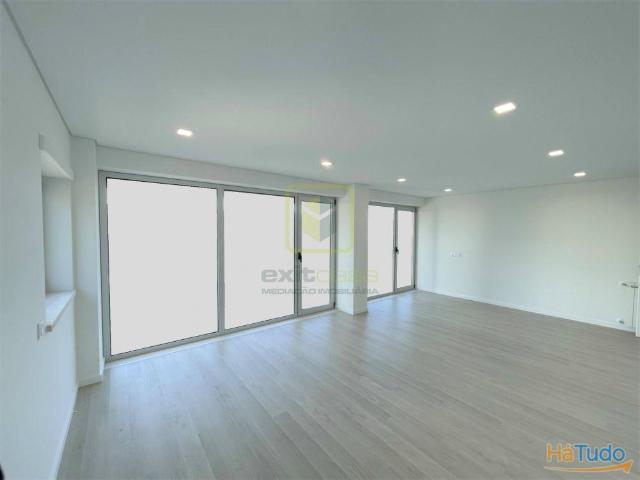 Apartamento T2 | 26064084756