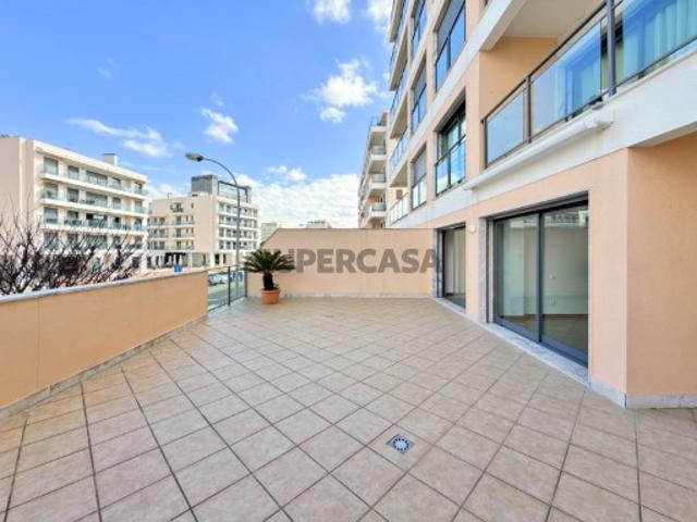 Apartamento T2 Terraço garagem box Oeiras