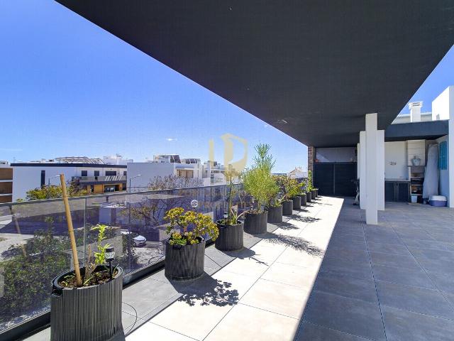 Apartamento T2 Top Floor com espetacular terraço, Cabanas de Tavira