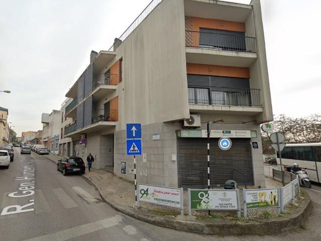 Apartamento T2 Torre da Marinha
