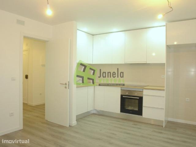 Apartamento T2, Totalmente Remodelado, Barreiro