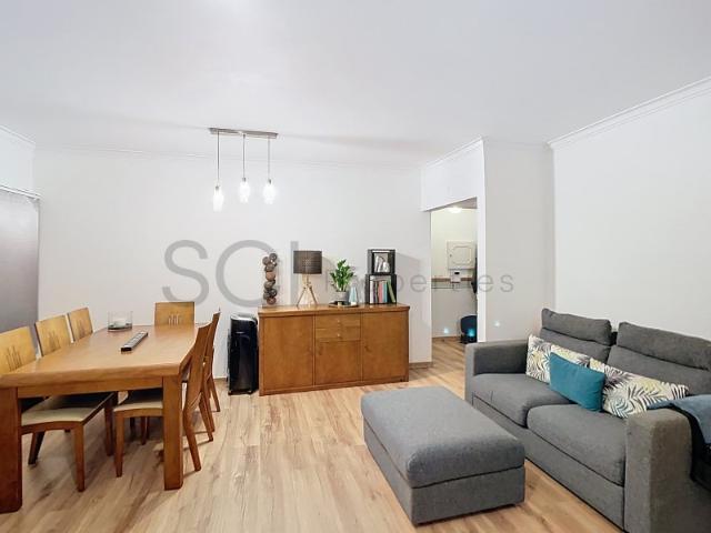 Apartamento T2 Totalmente Remodelado com Elevador Barreiro