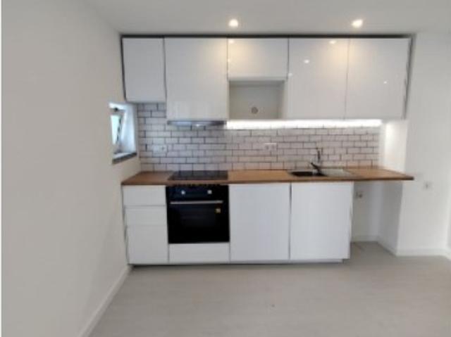 Apartamento T2 Totalmente Remodelado Agualva, Sintra
