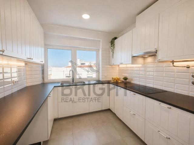 Apartamento T2 Totalmente Remodelado Portela de Sintra