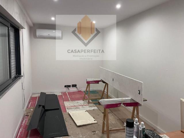 Apartamento T2 Totalmente Renovado com Varanda Oliveira do. 65m² Oliveira Do Douro
