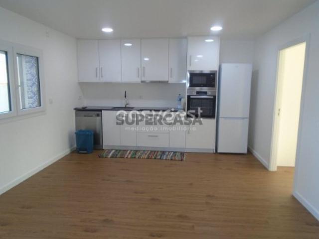 Apartamento T2 totalmente renovado e equipado na Praia da Vieira
