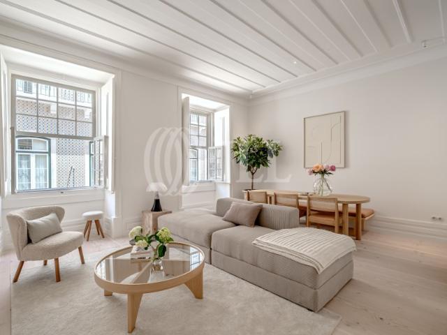 Apartamento T2 totalmente renovado, em Alfama, Lisboa