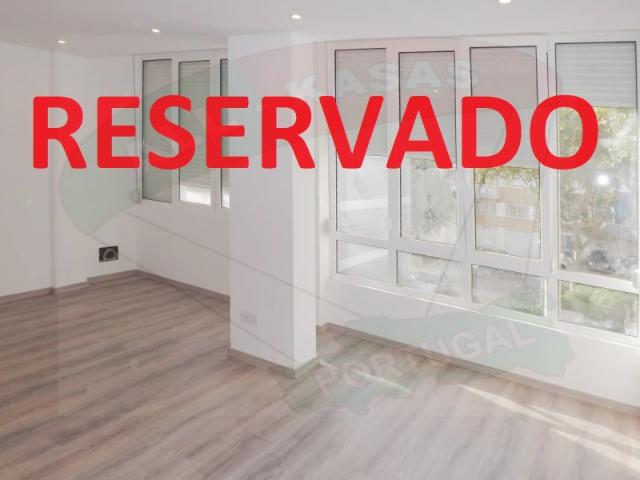 Apartamento T2 transformado em T1 Amadora, Lisboa
