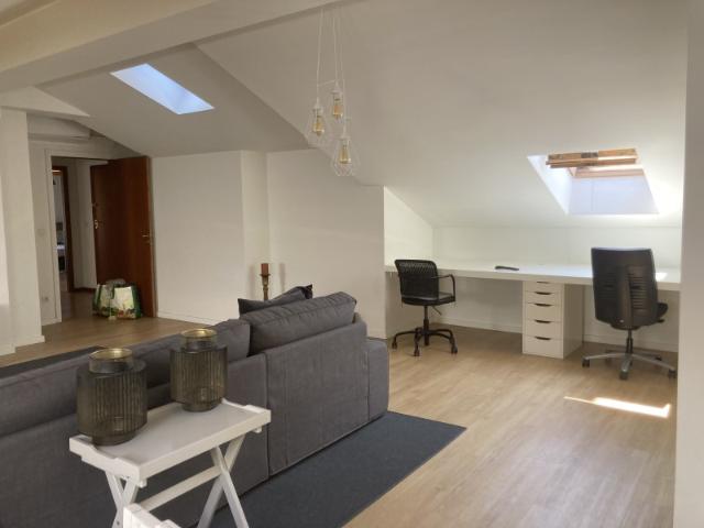 Apartamento T2 transformado em T3 em Lordelo do Ouro