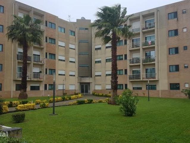 Apartamento T2 Valbom 5 minutos Marina Freixo
