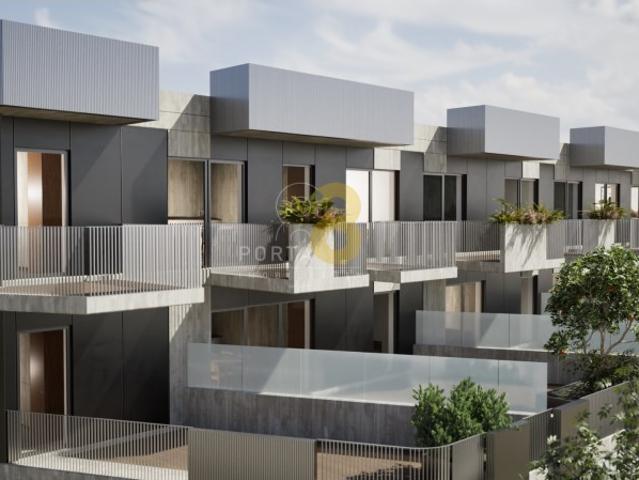 Apartamento T2, varanda, terraço, logradouro e garagem! Novo, Gulpilhares, VN de Gaia