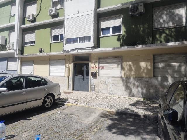 Apartamento T2 Venda em Benfica,Lisboa 56m² Benfica