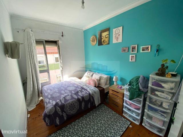 Apartamento T2 Venda em Moscavide Excelente Oportunidade para R.