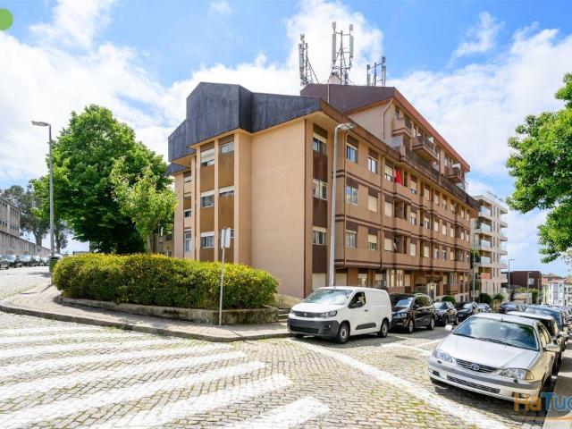 Apartamento T2 Venda em Paranhos,Porto | 26064086478