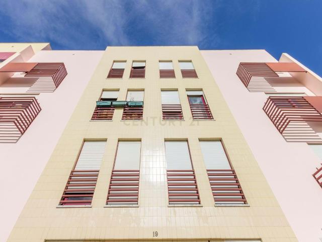 RESERVADO* Apartamento T2 Vila Nova de Caparica