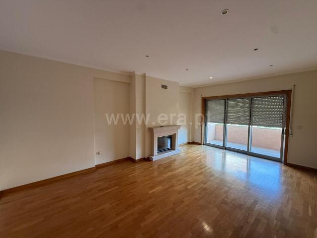 Apartamento T2 / Vila Nova de Gaia, Mafamude e Vilar do Paraíso