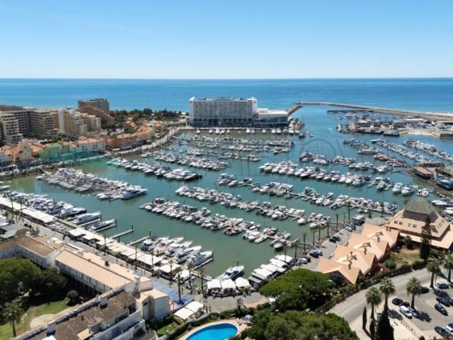 Apartamento T1+1 Vilamoura