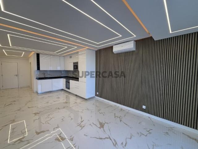 Apartamento T2 vista mar em Quarteira Vilamoura Algarve