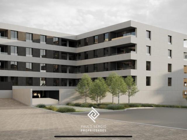 Apartamento T2 a apenas 900 metros da Praia de Salgueiros, e. 105m² Canidelo