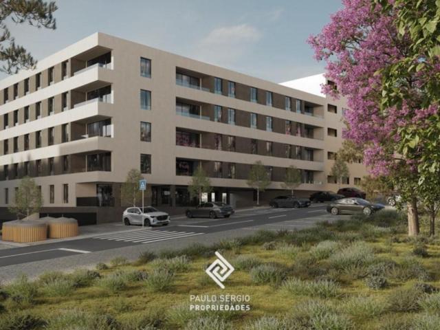 Apartamento T2 a apenas 900 metros da Praia de Salgueiros, e. 105m² Canidelo