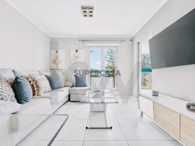 Apartamento T2 à Venda na Nazaré São Martinho, Funchal