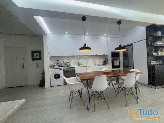 Apartamento t2 à venda na Rua Cidade da Beira | 26064092842