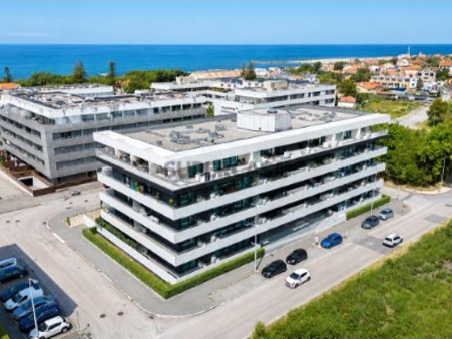 Apartamento T2 à venda a 300m da praia da Granja, Vila Nova de Gaia
