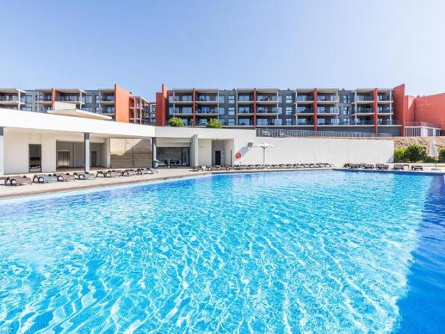 Apartamento T2 à venda em Mexilhoeira Grande, concelho de Portimão, Faro, Portugal
