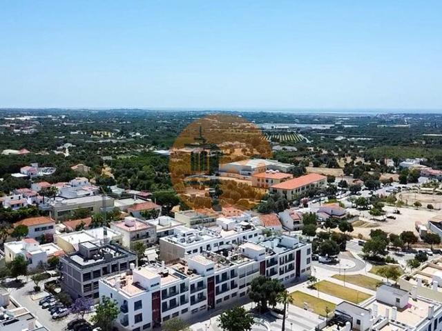 Apartamento T2 à venda em Moncarapacho, concelho de Olhão, Faro, Portugal