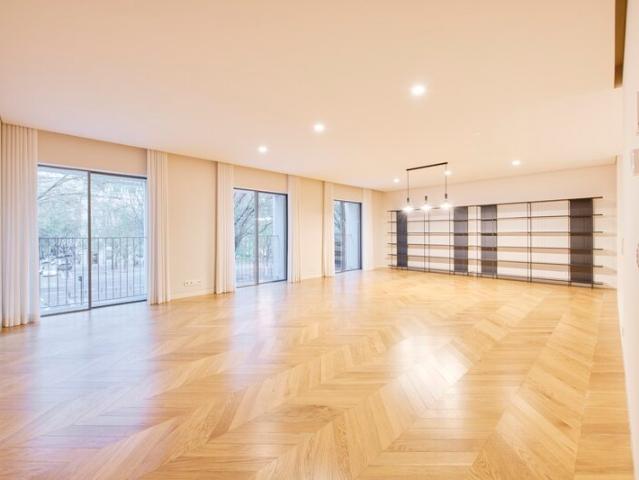 Apartamento T2 à venda em Avenida da Liberdade, São José, concelho de Lisboa, Lisboa, Portugal