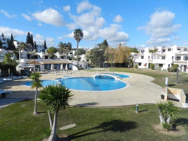 Apartamento T2 à venda em Albufeira