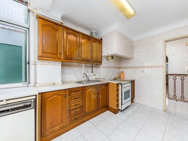 Apartamento T2 à venda em Benfica, concelho de Lisboa, Lisboa, Portugal