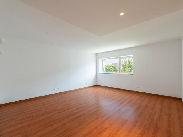 Apartamento T2 à venda em Charneca, concelho de Lisboa, Lisboa, Portugal