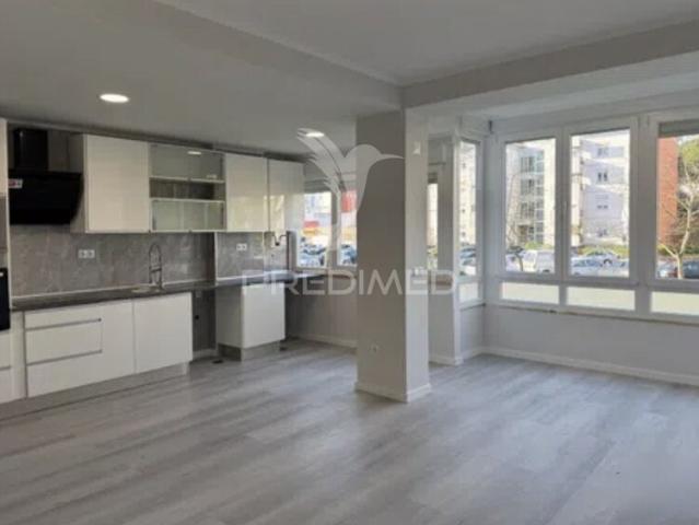 Apartamento T2 à venda em concelho de Oeiras, Lisboa, Portugal