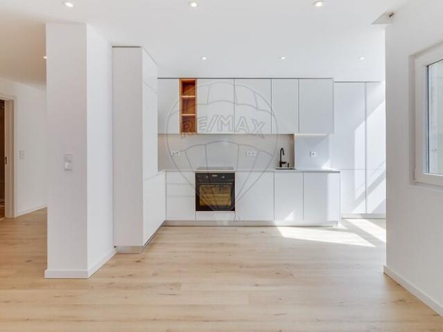Apartamento T2 à venda em concelho de Oeiras, Lisboa, Portugal