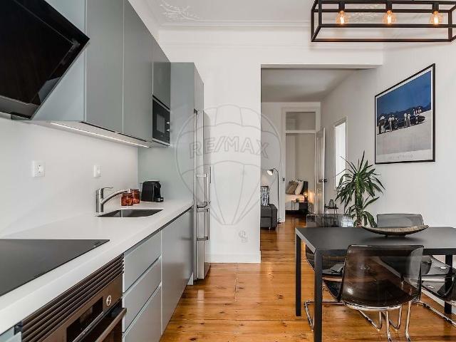 Apartamento T2 à venda em Lisboa 71m² Lisboa