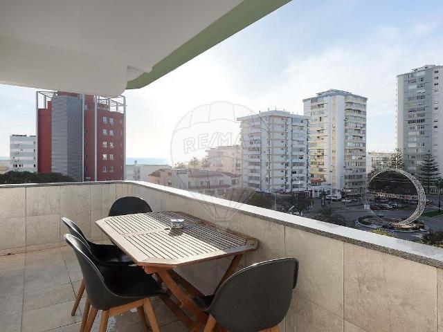 Apartamento T2 à venda em Loulé 76m² Quarteira