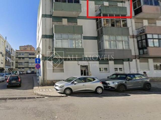 Apartamento T2 à venda em Paivas, Amora, concelho de Seixal, Setúbal, Portugal