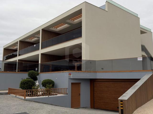 Apartamento T2 a venda em Quarteira