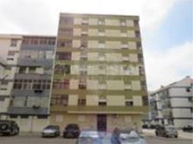 Apartamento T2 à venda em Seixal