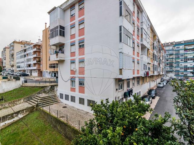 Apartamento T2 à venda em Sintra