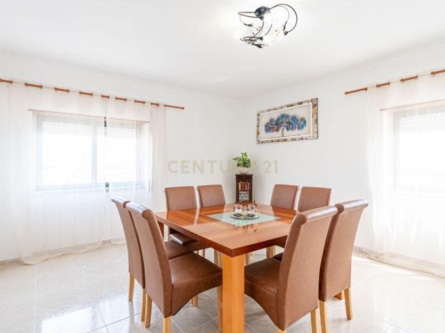 Apartamento T2 Vale de Flores