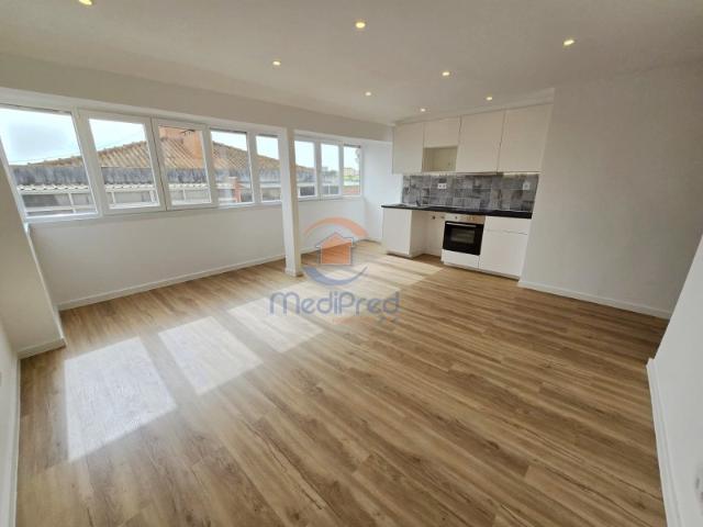 Apartamento T2 | Águas Livres, Amadora