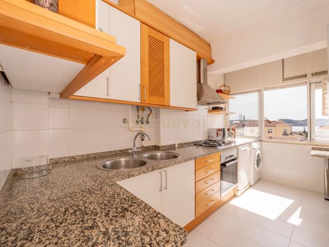 Apartamento T2 Ajuda Vista Rio