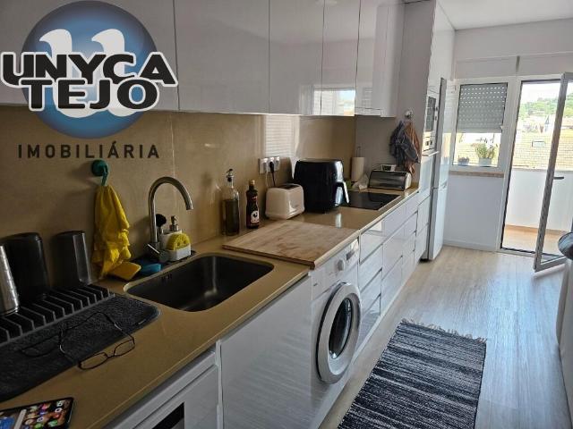 Apartamento T2, Almada, Cova Da Piedade, Pragal e Cacilhas, Almada | BPI Expresso Imobiliário
