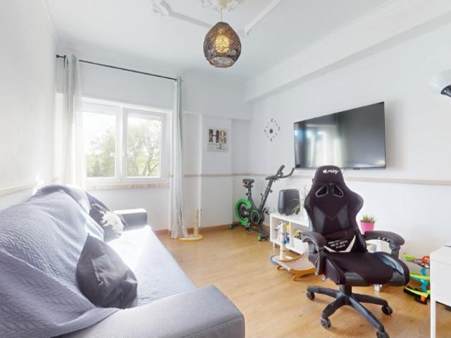 Apartamento T2 Alcântara