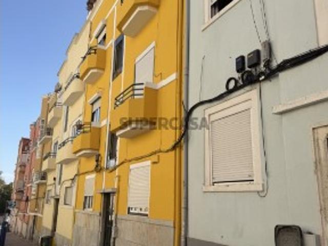 Apartamento t2 Alto de s João viva a essência de Lisboa