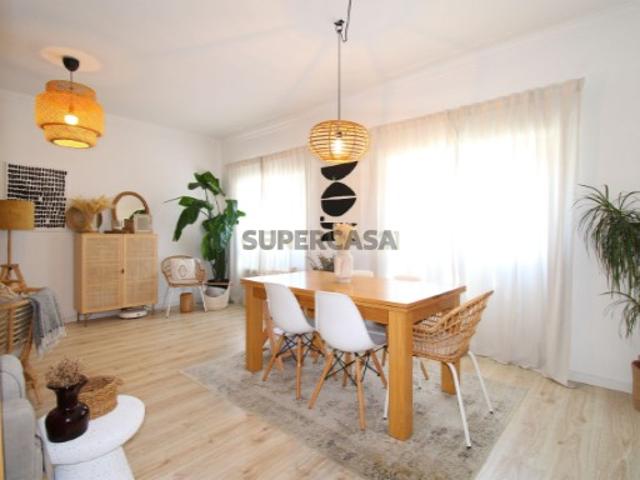 Apartamento T2 anteriormente T3 Remodelado